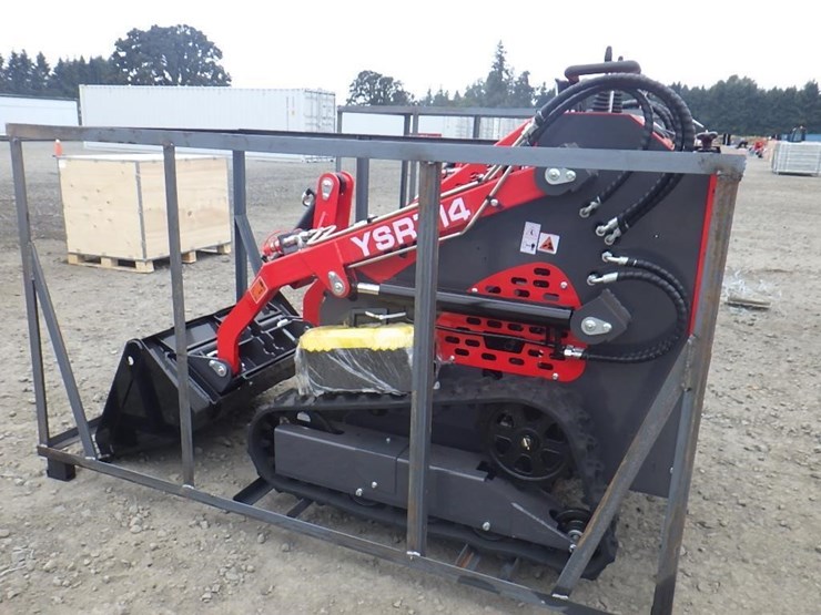 2026-agt-ysrt14-skid-steer-tracked-loader-image-2