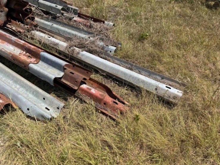 assorted-galvanized-guard-rails-image-2