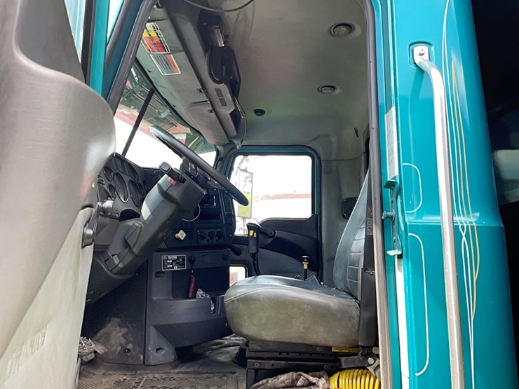 2012-mack-dump-truck-vn:1m2ax04c7cm012336-image-9