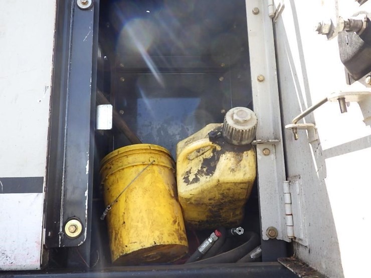 link-belt-4040-dangle-head-tracked-log-processor-image-31