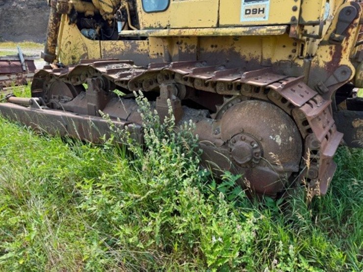 caterpillar-d9h-image-11