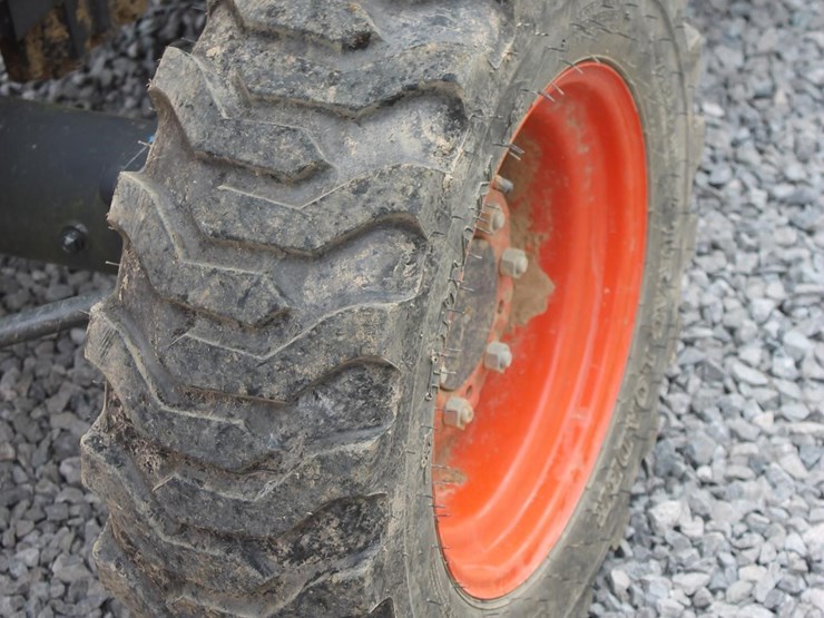 kubota-l3901hst-image-12