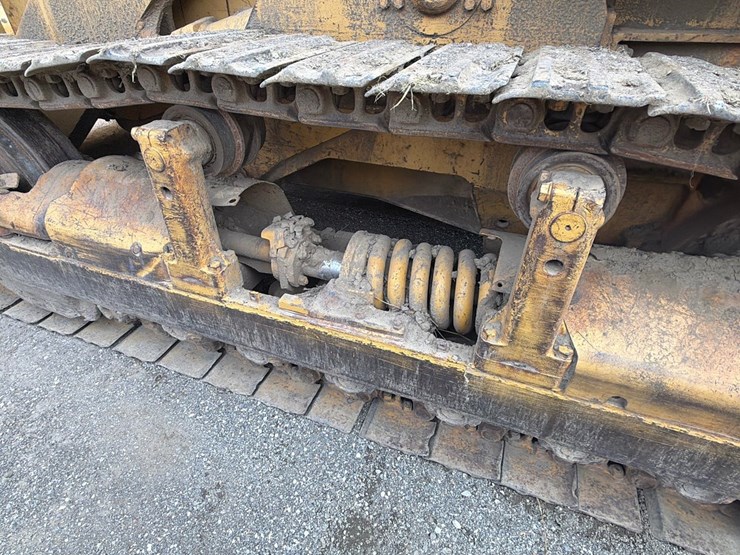 caterpillar-977-image-13