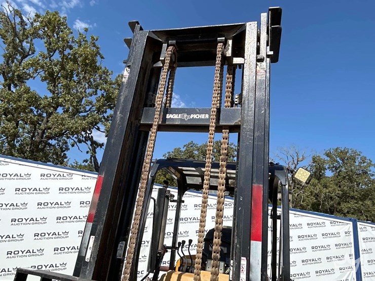 2001-eagle-picher-rt80-4wd-8,000lb.-rough-terrain-straight-mast-forklift-image-19