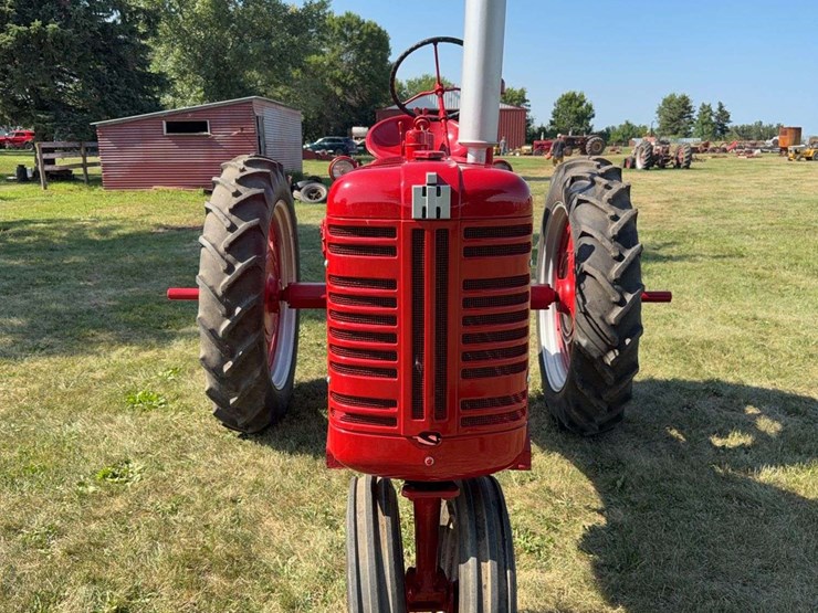 farmall-200-image-8