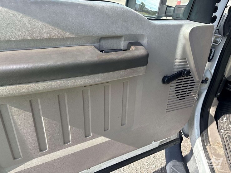2008-ford-f250-image-13