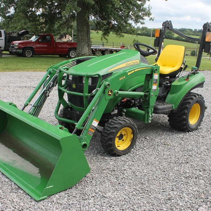 JOHN DEERE 1023E