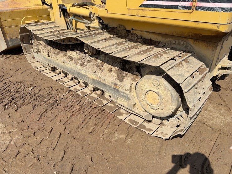 2004-caterpillar-d5g-xl-image-22