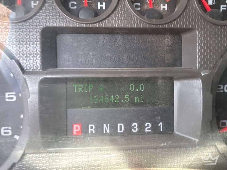 2010-ford-f550-image-6