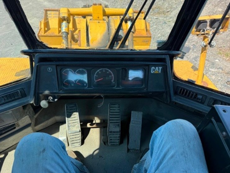 caterpillar-992g-image-30