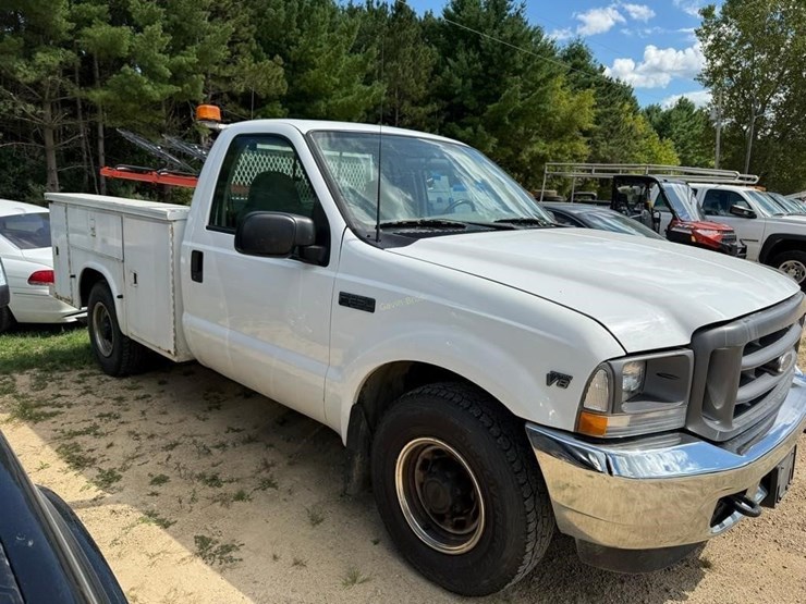 2003-ford-f250-xl-image-2