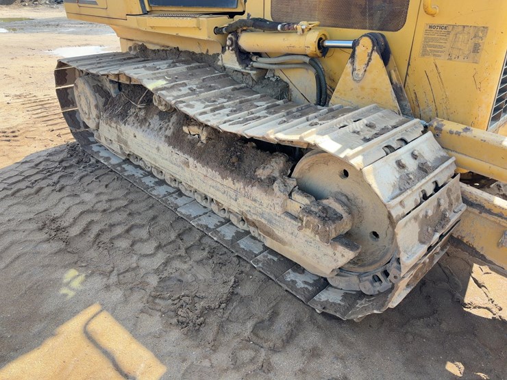 2004-caterpillar-d5g-xl-image-15