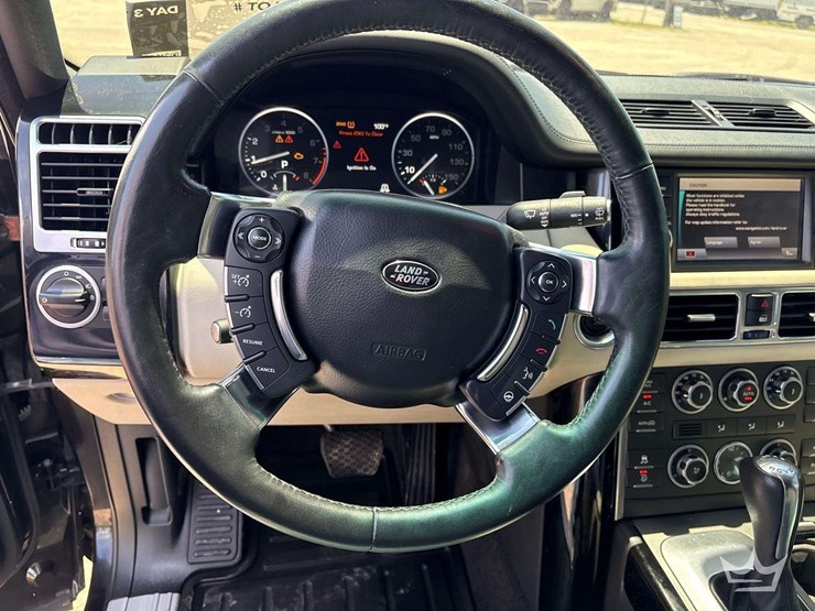 2010-land-rover-range-rover-image-15