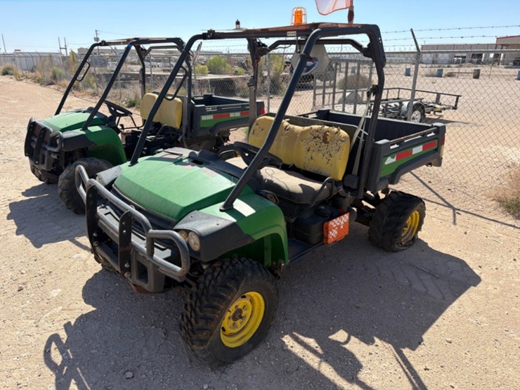 john-deere-gator-image-1