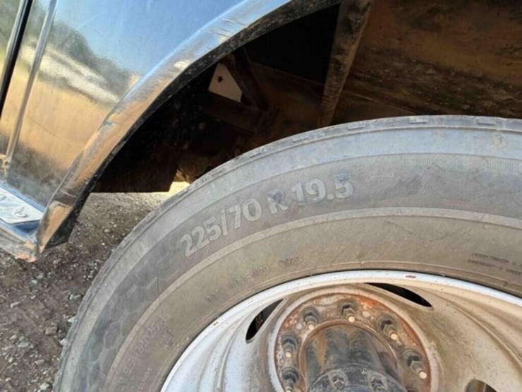2024-ford-f450-image-22