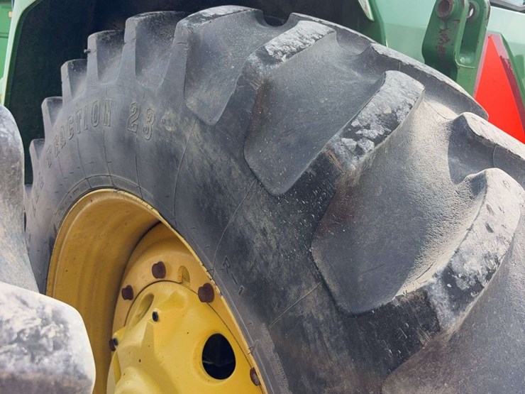 1995-john-deere-8300-image-18