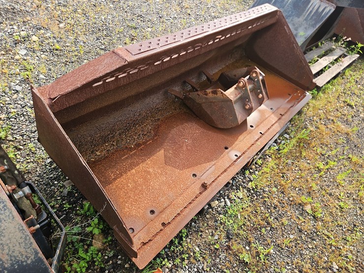 75"-gp-bucket-image-2