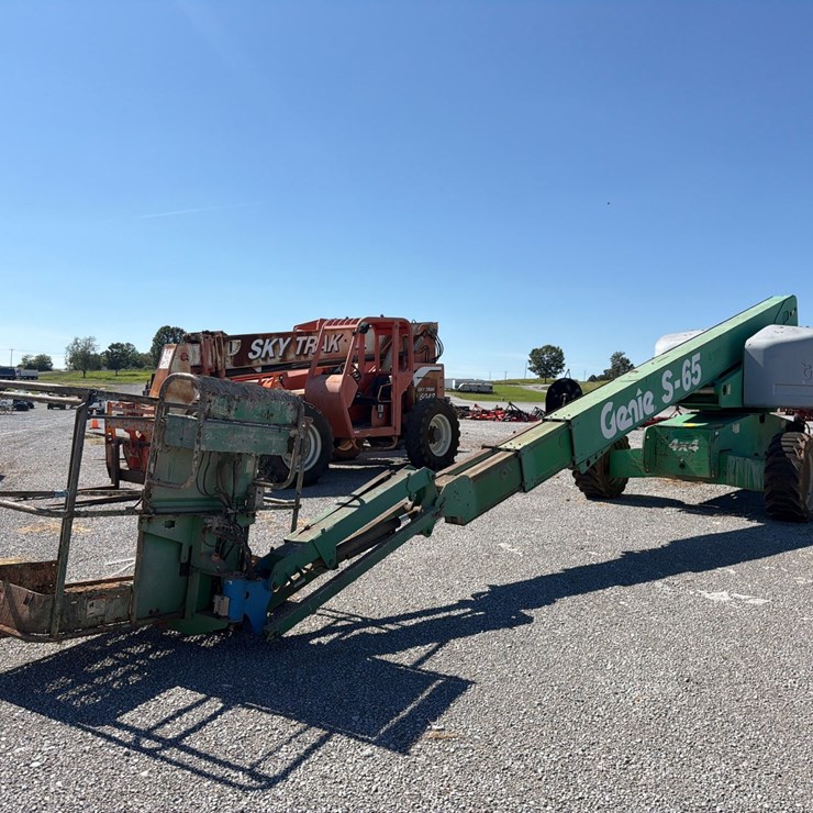 2006 GENIE S65