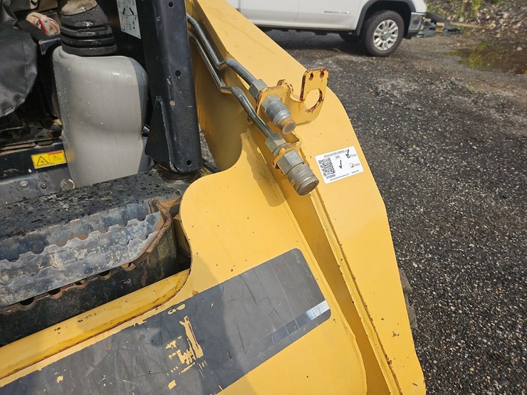2006-caterpillar-262b-image-14