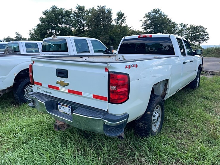 2016-chevrolet-2500hd-image-3