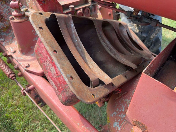 farmall-f-30-image-25