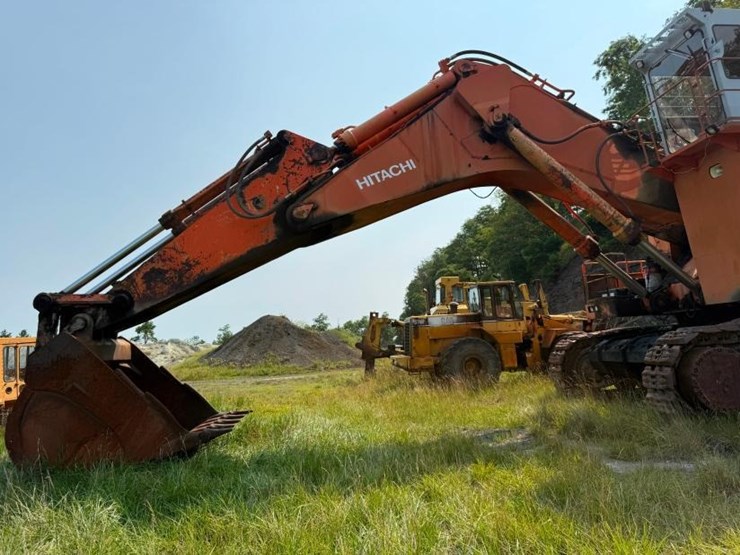 hitachi-ex1800-3-image-8