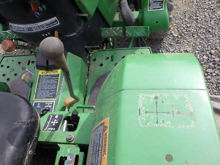 john-deere-790-image-24