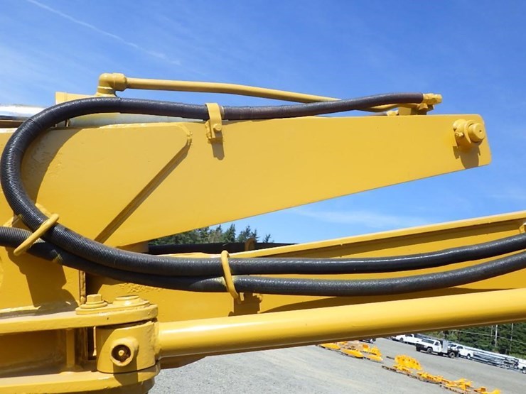 hanix-s&b300-image-12
