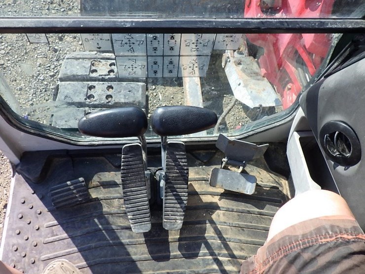 takeuchi-tb290-image-46