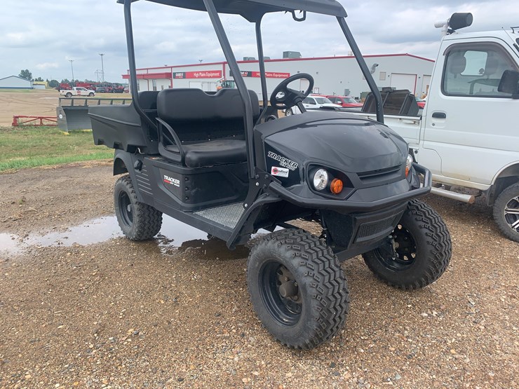 tracker-ox-400-utv-image-3