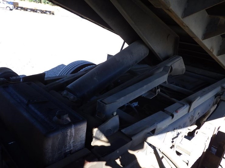 2014-ford-f550-image-14