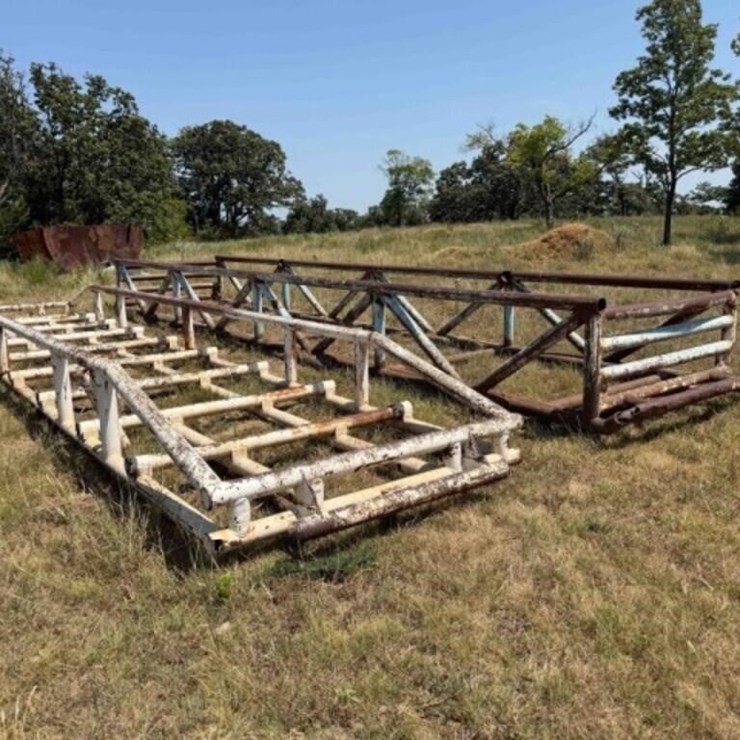 2- Pipe Cradles