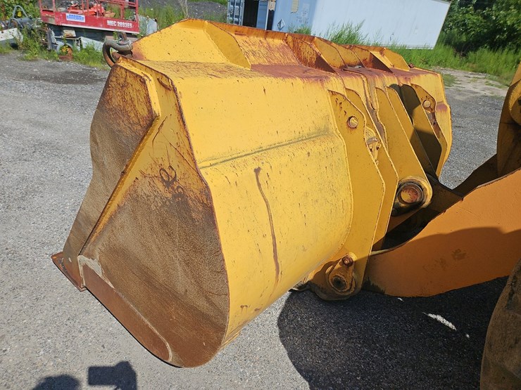 2004-hyundai-hl770-image-10