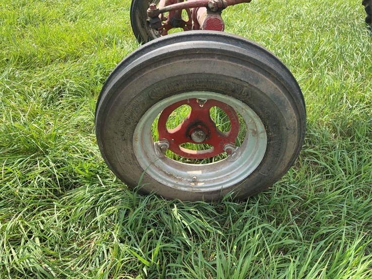 farmall-200-image-13