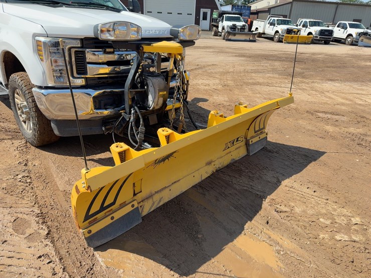 2019-ford-f350stx-utility-truck-image-8