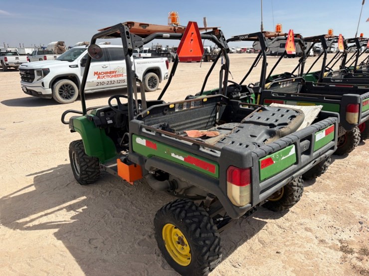 john-deere-gator-image-4