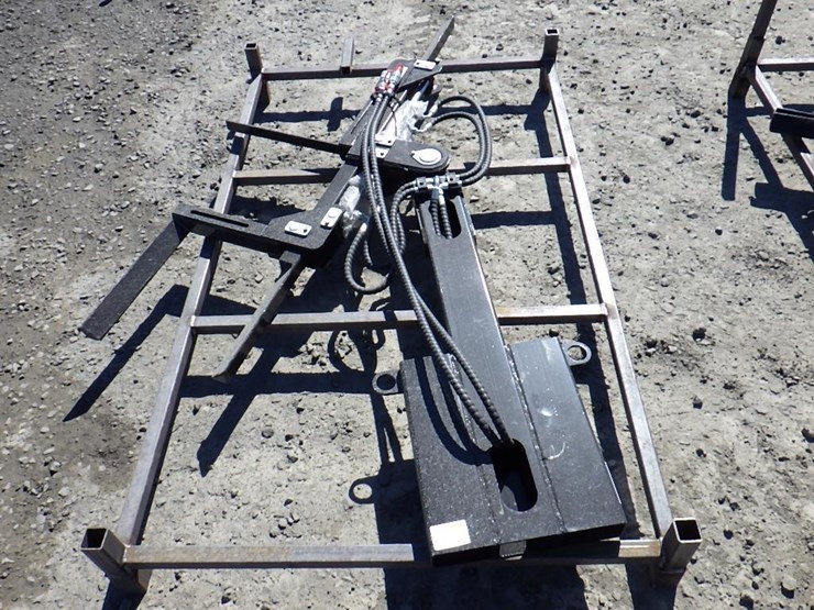 future-forklift-tire-lifter-75"-image-5