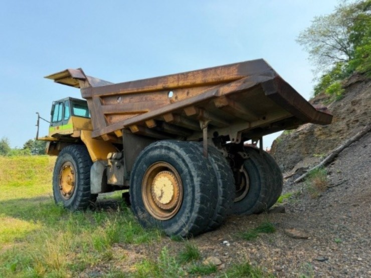 komatsu-330m-image-5