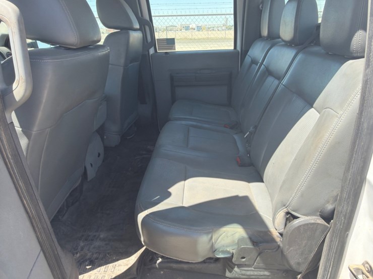2014-ford-f550-image-9