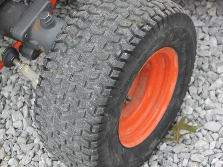 kubota-bx1500-image-11