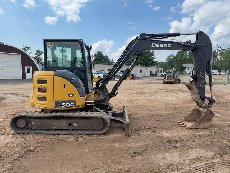 2018-deere-50g-image-6