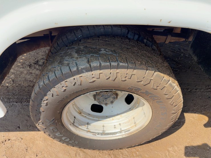 2016-ford-f350-xl-image-9