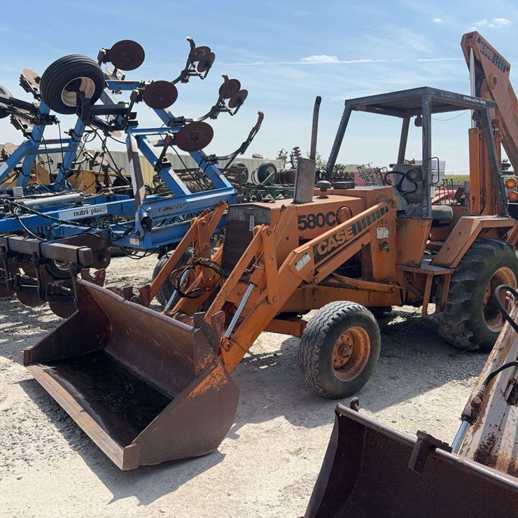 1969 CASE 580