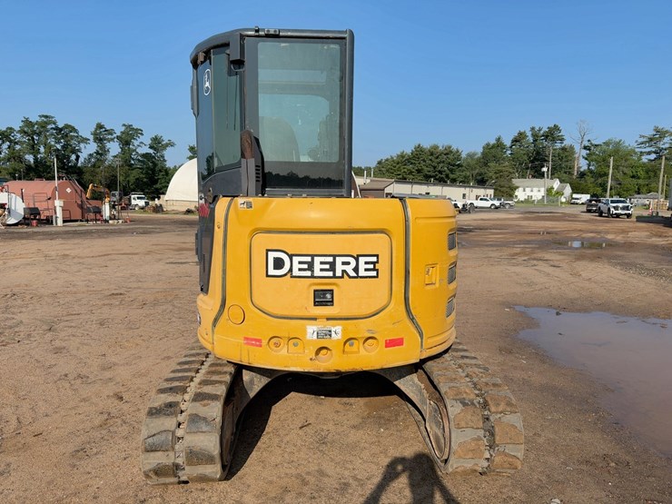 2016-deere-50g-image-4