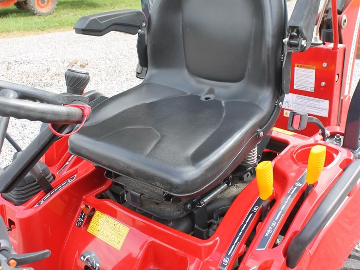 massey-ferguson-gc1725m-image-14