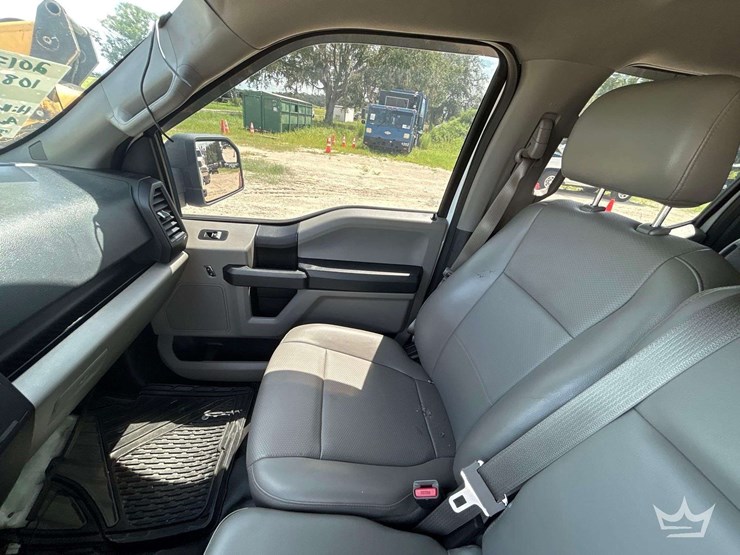 2017-ford-f150-image-18