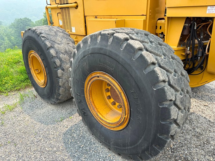 caterpillar-16h-image-16