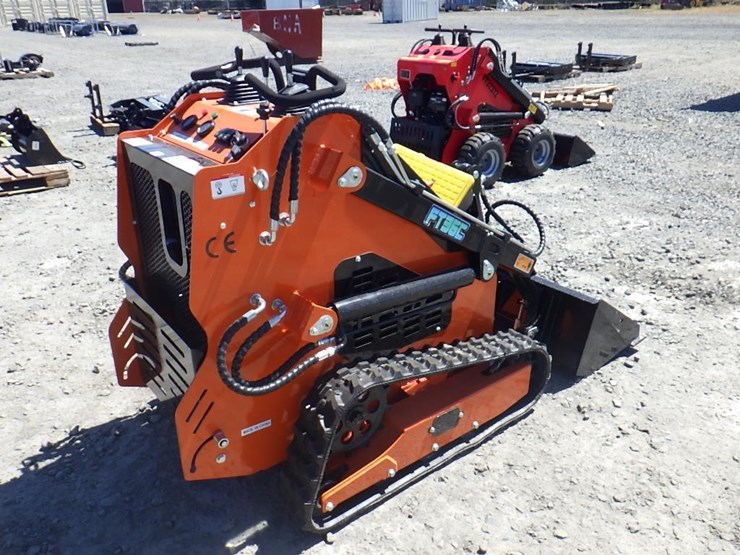2026-future-36c-skid-steer-tracked-loader-image-3