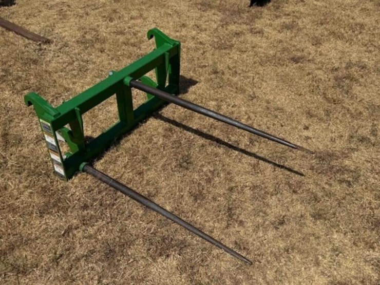 frontier-hay-spike-attachment-image-1