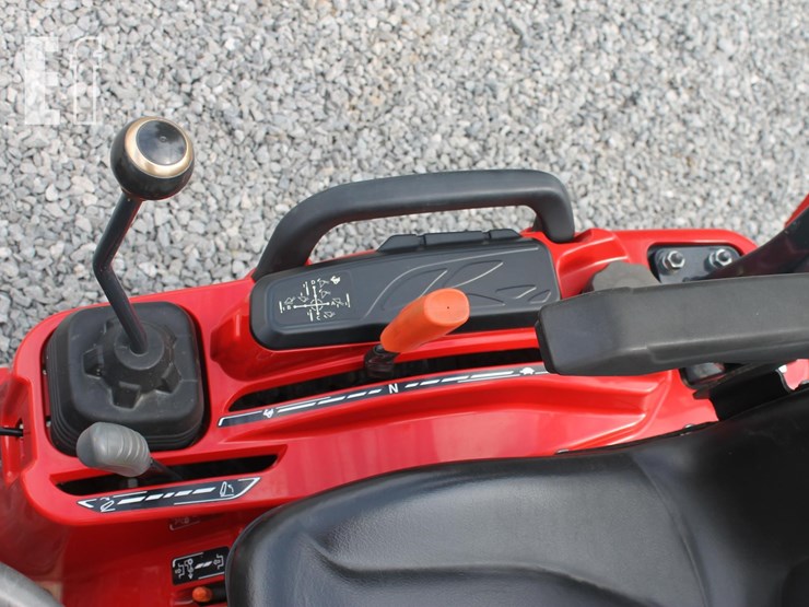 massey-ferguson-gc1725m-image-15